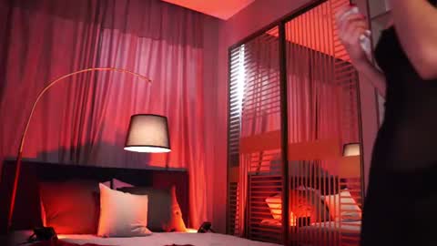 subtleart_ online show from 07-01-26, 03:45