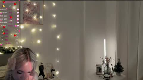 Snapshot of sue_everett chatting on 12-20-24, 06:45 sue_everett online show from 12-20-24, 06:45