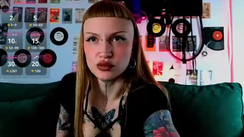 Snapshot of sugarsoot chatting on 06-02-26, 05:42 sugarsoot online show from 06-02-26, 05:42