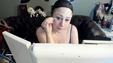 Sugary online show from 04-13-26, 06:46