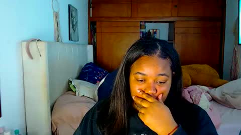 Cami   Back in 2 hours online show from 01-08-26, 04:15