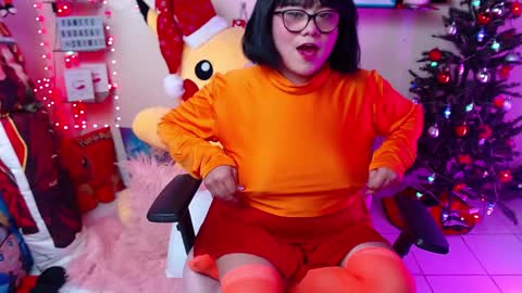 Snapshot of suimi_2 chatting on 12-07-24, 08:27 Suimi online show from 12-07-24, 08:27