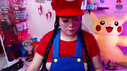 Snapshot of suimi_2 chatting on 01-12-25, 05:33 Suimi online show from 01-12-25, 05:33