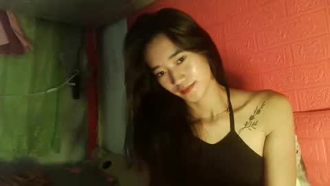 Snapshot of sultrygirl69 chatting on 12-19-25, 07:37 ANNA online show from 12-19-25, 07:37