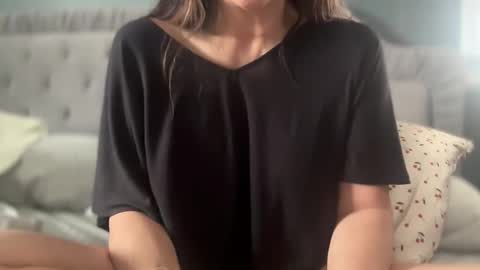 Snapshot of summer994716 chatting on 04-03-26, 04:05 summer994716 online show from 04-03-26, 04:05