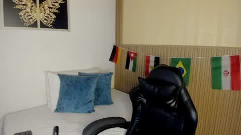 Summer online show from 07-09-26, 11:36