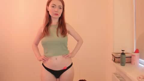 Summer Preston online show from 03-26-26, 12:44