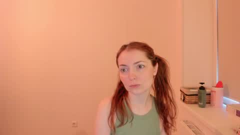 Snapshot of summer_preston chatting on 04-21-26, 04:30 Summer Preston online show from 04-21-26, 04:30