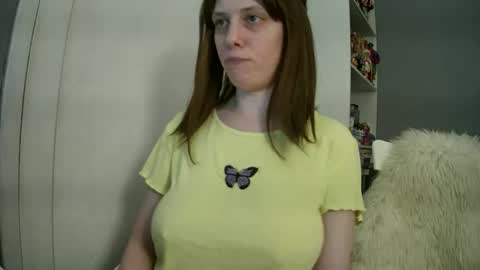 Snapshot of summerbluesky chatting on 06-01-26, 03:36 summerbluesky online show from 06-01-26, 03:36
