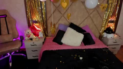       -  - online show from 04-13-26, 03:28