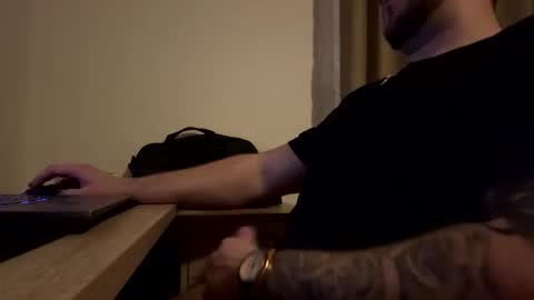 Snapshot of sun_is_dark chatting on 03-22-26, 05:27 Luka online show from 03-22-26, 05:27