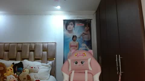 Jeraldine online show from 05-27-26, 01:57
