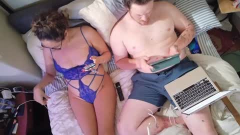 sunnicalicouple online show from 06-06-26, 09:03