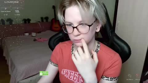 sunny mood online show from 04-26-26, 06:44