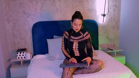 Sunny River online show from 02-18-26, 01:51