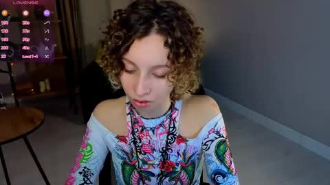 Snapshot of sunnyshy_mia chatting on 04-09-26, 06:02 Mia online show from 04-09-26, 06:02