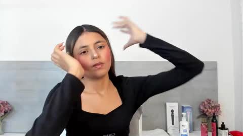 sunnywhitee online show from 03-25-26, 03:07