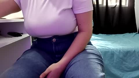 Annie online show from 07-31-26, 05:23