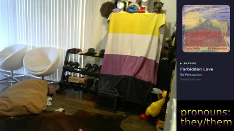 im not actually a man my pronouns are theythem online show from 05-13-26, 07:00