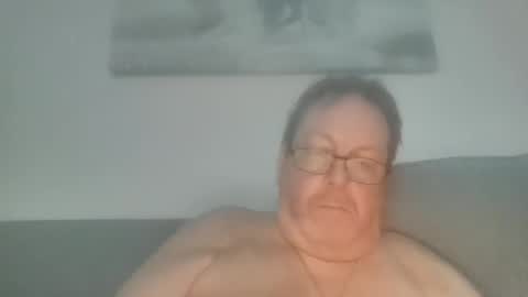 Snapshot of sunspotbaby chatting on 06-20-26, 09:17 Sunspotbaby online show from 06-20-26, 09:17