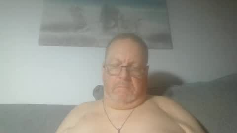 Snapshot of sunspotbaby chatting on 06-25-26, 03:06 Sunspotbaby online show from 06-25-26, 03:06