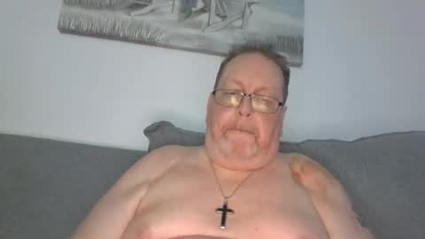 Snapshot of sunspotbaby chatting on 07-16-26, 10:38 Sunspotbaby online show from 07-16-26, 10:38