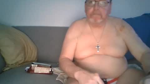 Snapshot of sunspotbaby chatting on 07-28-26, 07:04 Sunspotbaby online show from 07-28-26, 07:04