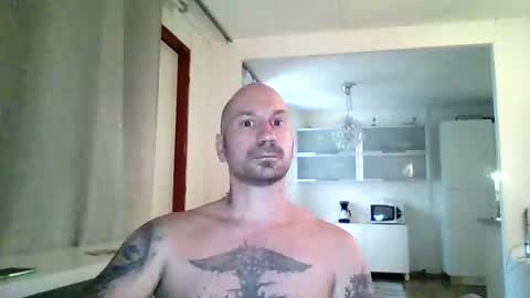 Suomimies89 online show from 07-05-26, 06:37