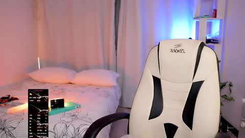 ANNApvt open full info in bio online show from 04-16-26, 05:36