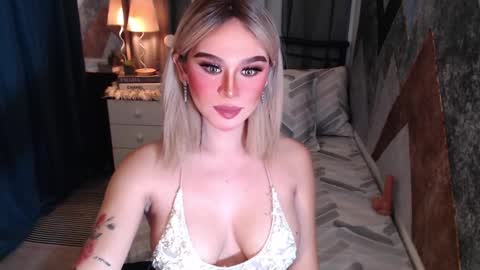 CARMINA online show from 03-10-26, 01:21