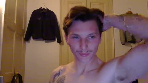 Snapshot of superhardxxxx chatting on 01-12-26, 07:19 Ctrl My Body online show from 01-12-26, 07:19