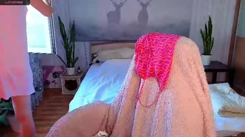 Snapshot of superhotgirlhere chatting on 07-04-26, 02:07 Sweet Anna online show from 07-04-26, 02:07