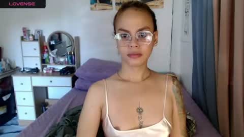 Snapshot of superhotvaleria chatting on 07-06-26, 11:51 Im val online show from 07-06-26, 11:51