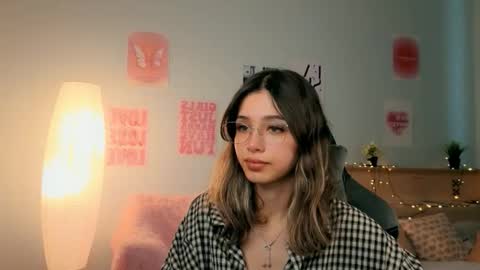 Sara online show from 03-20-26, 01:16