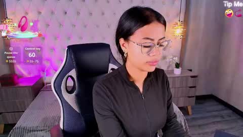 susan_voltaire online show from 05-22-26, 08:47
