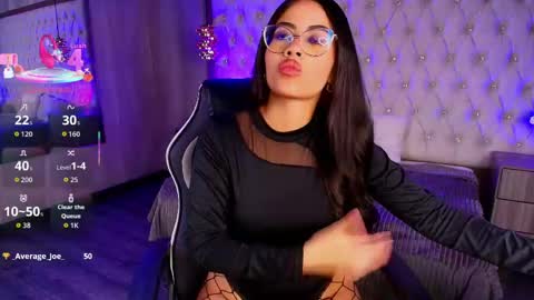 susan_voltaire online show from 05-25-26, 05:08