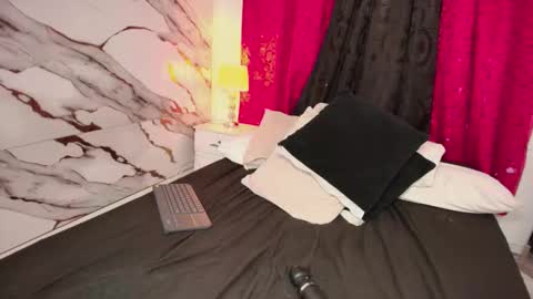 Snapshot of susana_garciia1 chatting on 03-28-26, 09:58 Susana online show from 03-28-26, 09:58