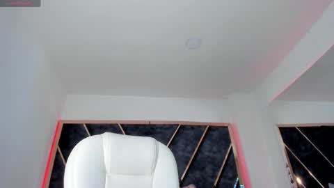 susanahenao online show from 04-01-26, 05:21