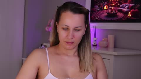 SusanJewel online show from 11-18-25, 08:19