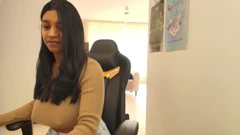 Andrea - Migue online show from 02-16-25, 03:59