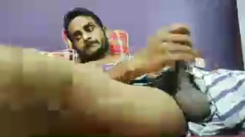 Snapshot of susmu28 chatting on 06-19-26, 03:38 susmu28 online show from 06-19-26, 03:38