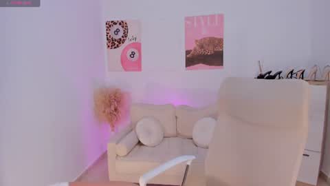 Sussan Monroe online show from 06-08-26, 11:16