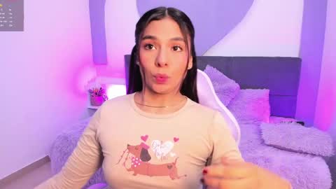 sussy_sweet4u online show from 05-13-26, 10:56