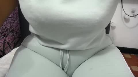 susy_perverttt online show from 06-01-26, 01:46
