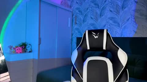 Jessica online show from 11-12-25, 05:24