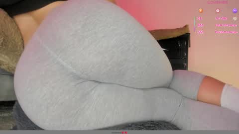 Snapshot of suzanana chatting on 04-29-26, 02:54 suzanana online show from 04-29-26, 02:54