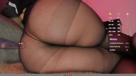 Snapshot of suzanana chatting on 07-10-26, 02:41 suzanana online show from 07-10-26, 02:41