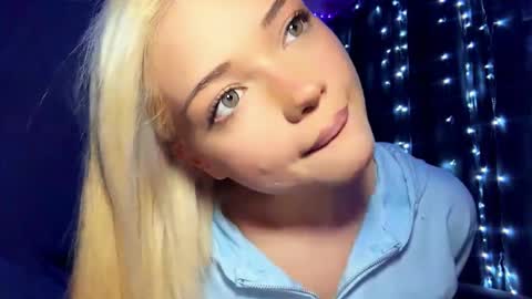 Stacy online show from 03-26-26, 10:37