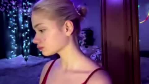 Snapshot of suzannabarmes chatting on 05-05-26, 11:02 Stacy online show from 05-05-26, 11:02