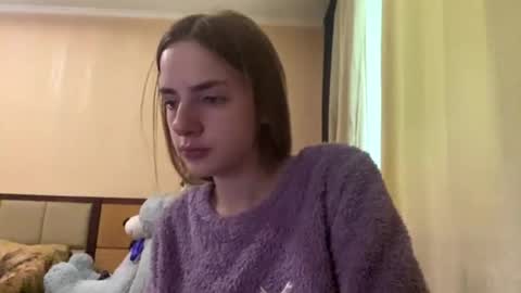 Emila online show from 05-24-26, 06:29